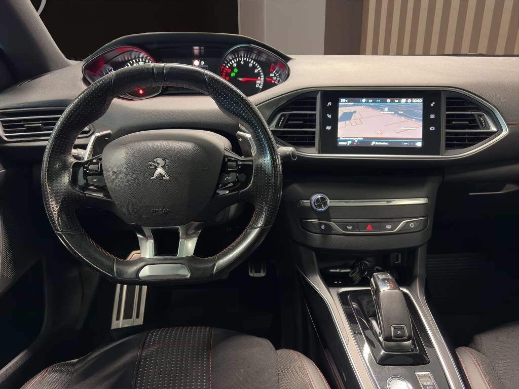 PEUGEOT 308 1.2 Pure Tech GT Line EAT8, Benzin, Occasion / Gebraucht, Automatik - 5