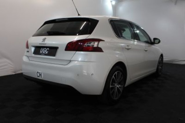 PEUGEOT 308 1.2 PureTech 130 Allure S/S, Essence, Occasion / Utilisé, Automatique - 6