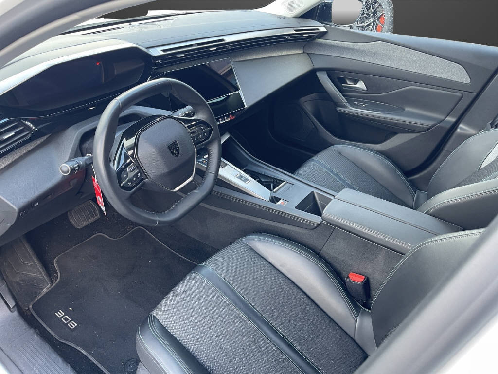 PEUGEOT 308 1.2 PureTech Allure Pack, Benzin, Occasion / Gebraucht, Automatik - 7
