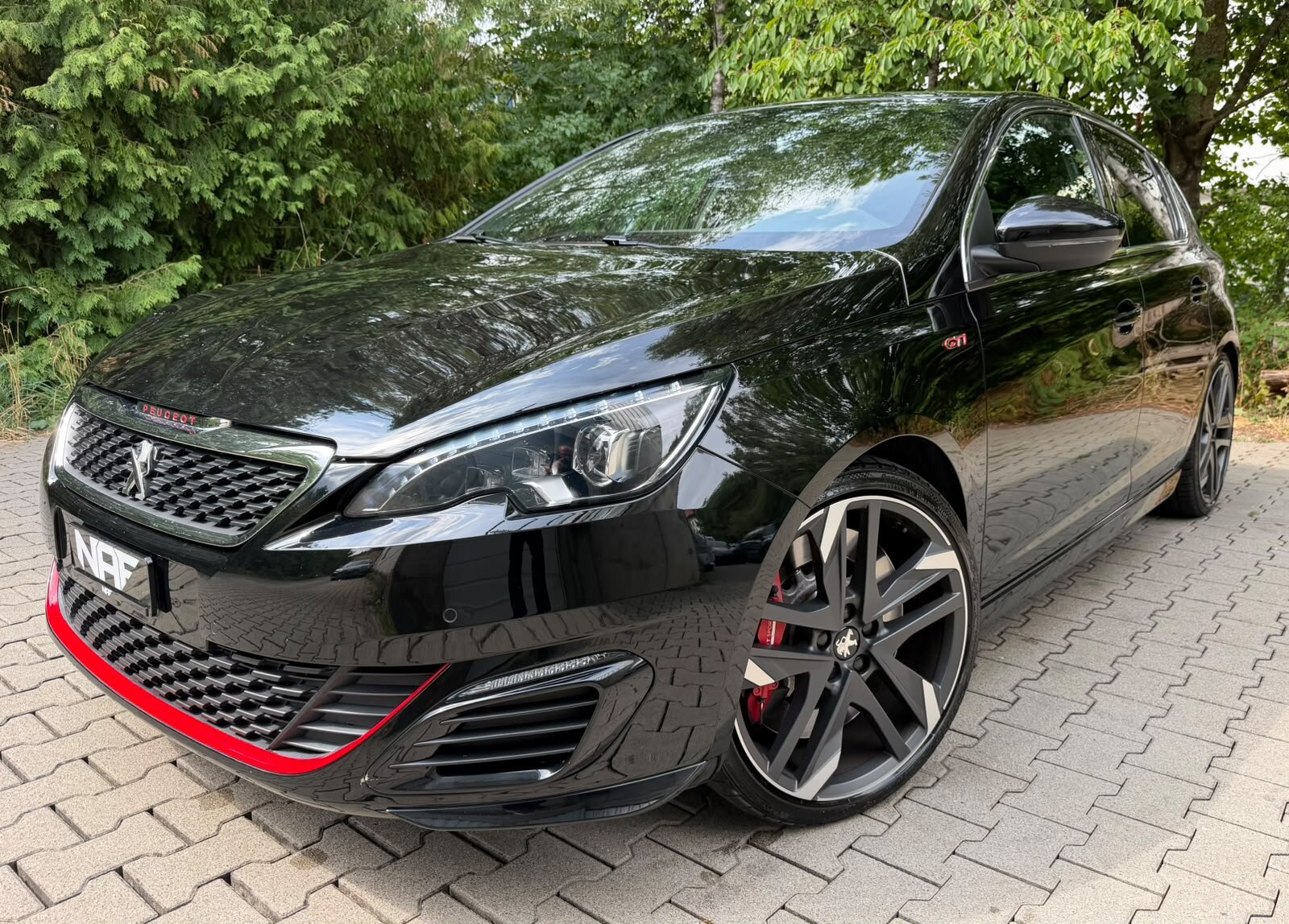PEUGEOT 308 1.6 GTi