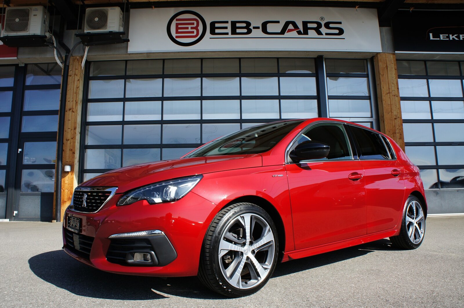 PEUGEOT 308 1.2 Pure Tech GT Line
