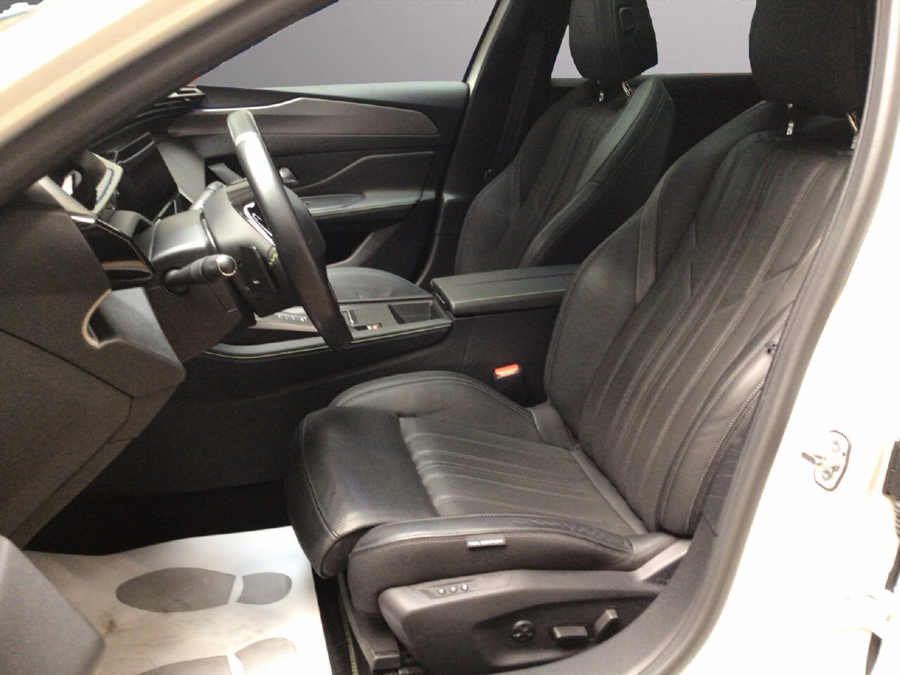 PEUGEOT 308 1.6 PHEV 225 PS GT Pack, Hybride Rechargeable Essence/Électricité, Occasion / Utilisé, Automatique - 5