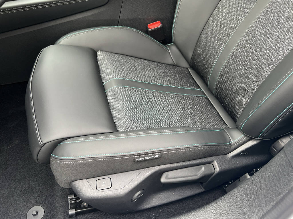 PEUGEOT 308 1.2 PureTech Allure, Benzin, Vorführwagen, Automatik - 4