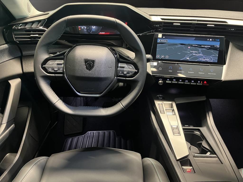 PEUGEOT 308 1.2 HEV 136 Allure, Petrol, Ex-demonstrator, Automatic - 6