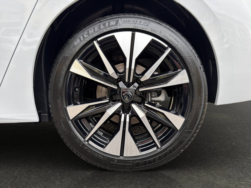 PEUGEOT 308 1.2 Hybrid Allure, Hybride Léger Essence/Électricité, Voiture de démonstration, Automatique - 5