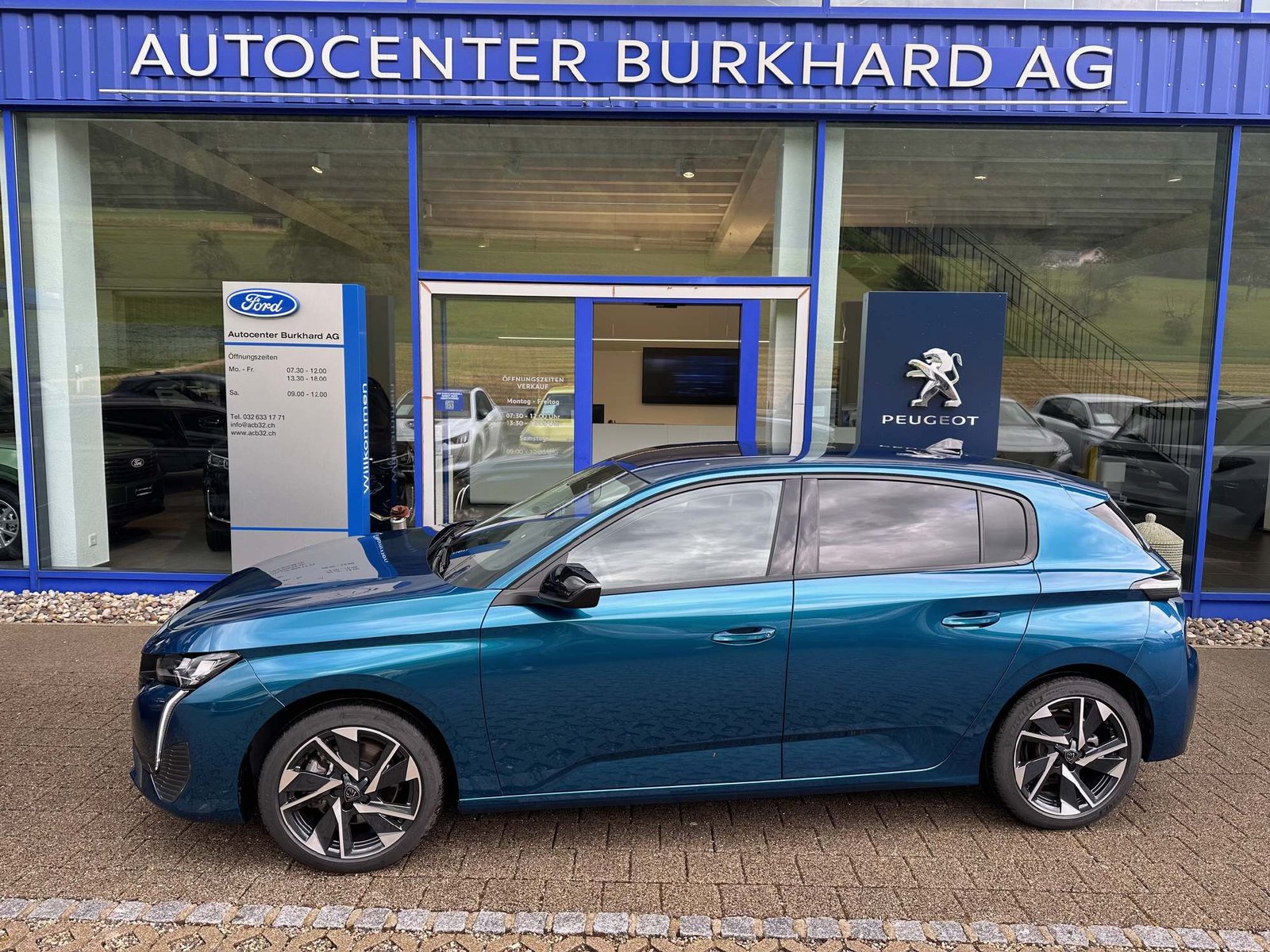 PEUGEOT 308 1.5 BlueHDi Allure 5 Jahre Garantie