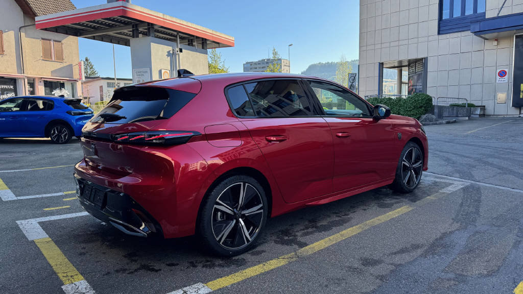 PEUGEOT 308 1.2 Hybrid GT, Hybride Léger Essence/Électricité, Voiture de démonstration, Automatique - 3