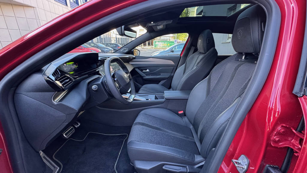 PEUGEOT 308 1.2 Hybrid GT, Hybride Léger Essence/Électricité, Voiture de démonstration, Automatique - 7