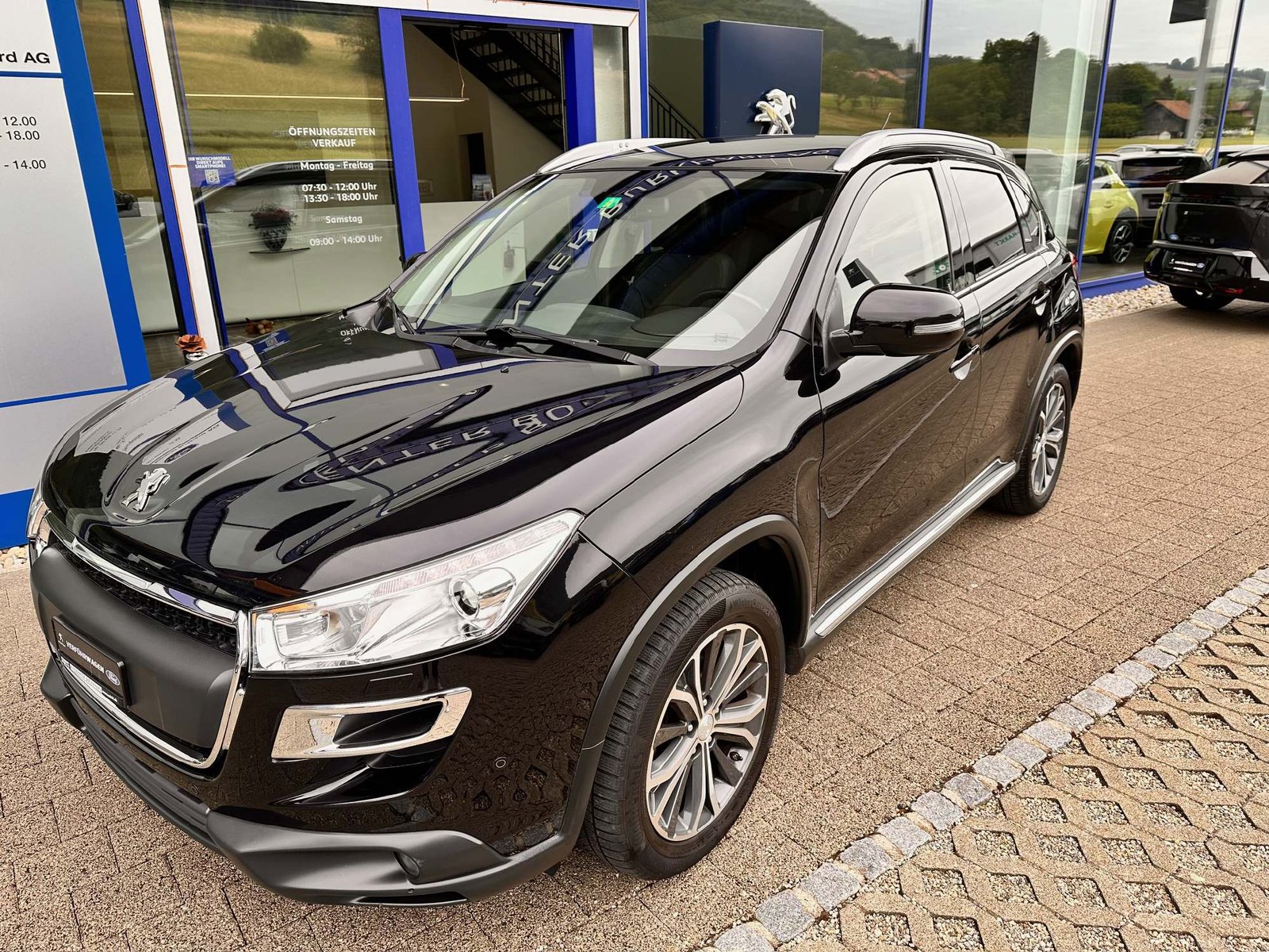 PEUGEOT 4008 1.8 HDi Allure S/S, Diesel, Occasion / Gebraucht, Handschaltung - 2