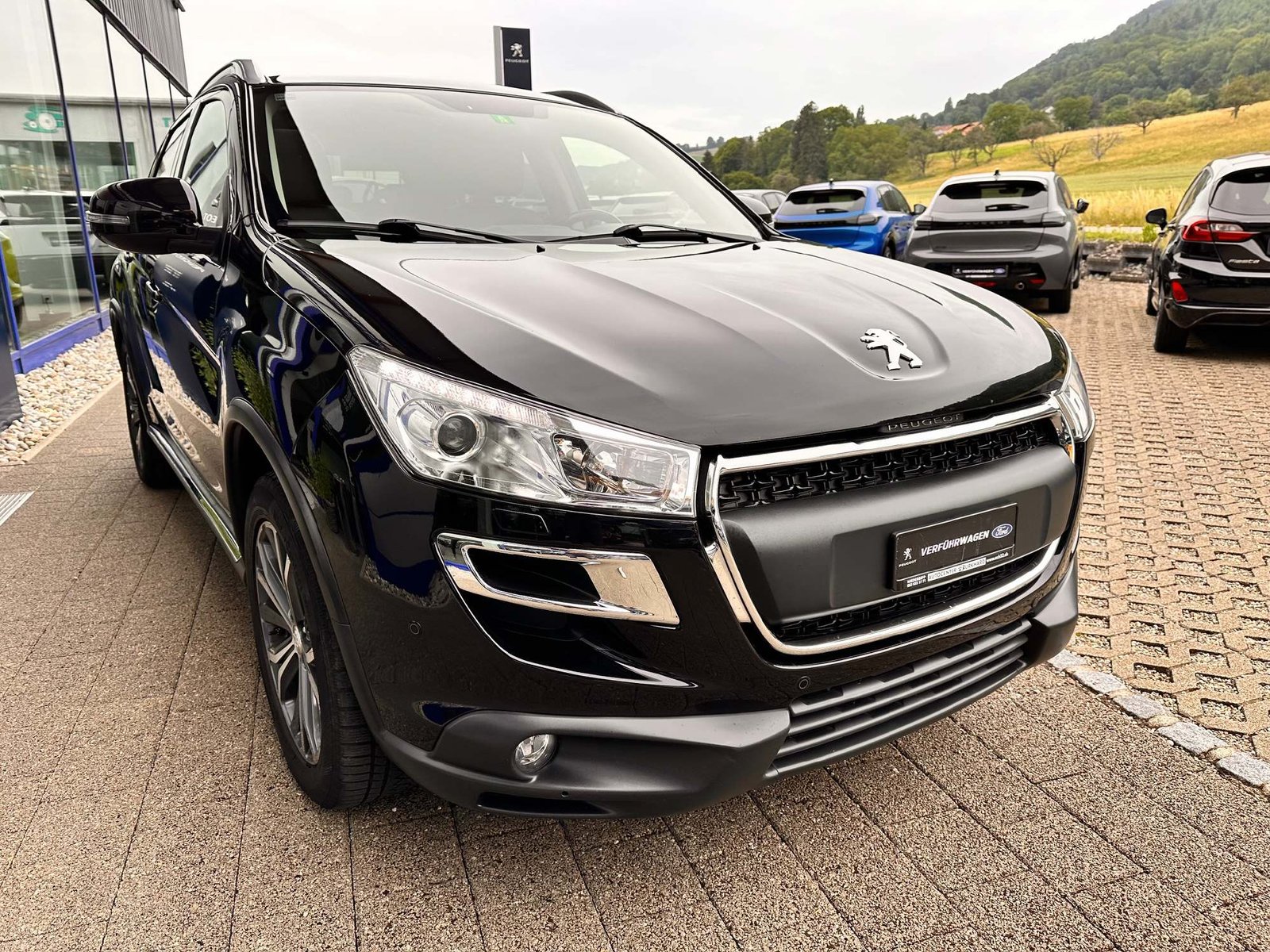 PEUGEOT 4008 1.8 HDi Allure S/S, Diesel, Occasion / Gebraucht, Handschaltung - 3