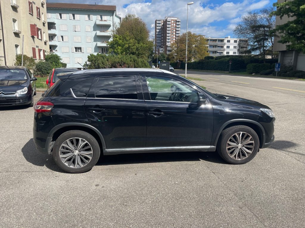 PEUGEOT 1.8 HDi Allure S/S, Diesel, Occasion / Utilisé, Manuelle - 3