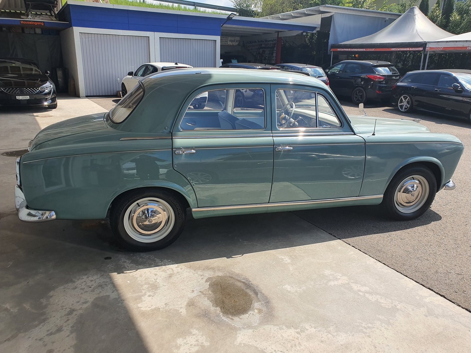 PEUGEOT 403, Petrol, Second hand / Used, Manual - 2