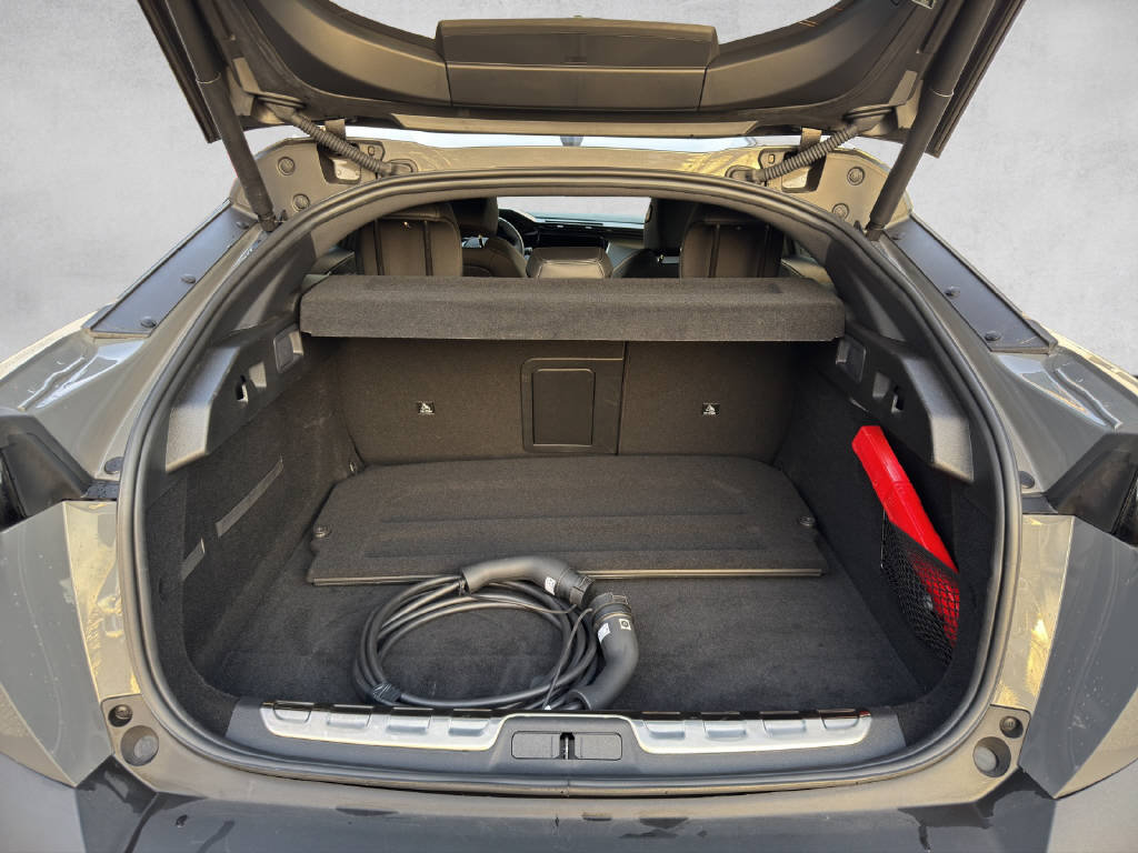 PEUGEOT 408 1.6 PHEV 180 GT, Plug-in-Hybrid Benzin/Elektro, Occasion / Gebraucht, Automat - 6