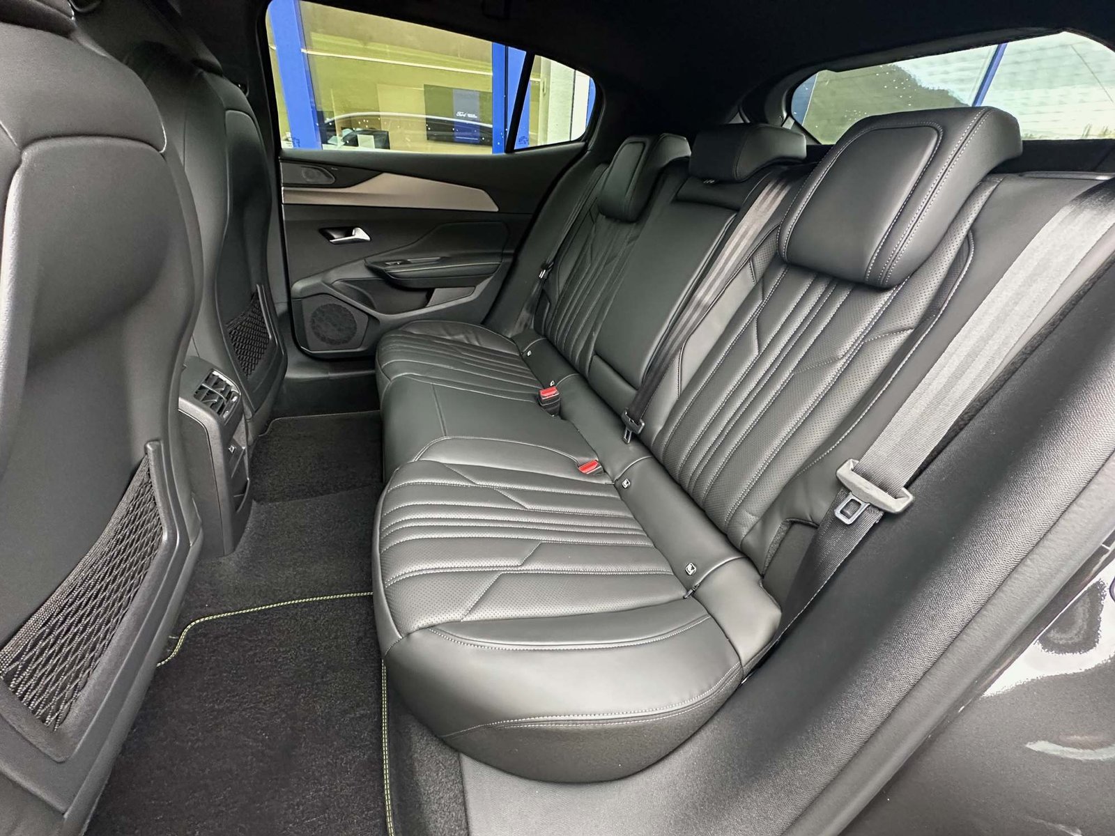 PEUGEOT 408 1.6 PHEV 225 GT, Plug-in-Hybrid Petrol/Electric, Second hand / Used, Automatic - 7