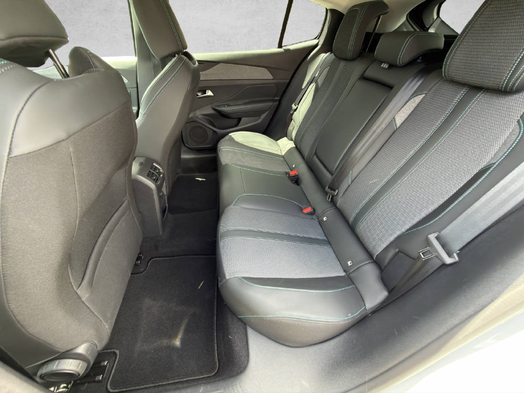 PEUGEOT 408 1.2 Hybrid Allure, Hybride Leggero Benzina/Elettrica, Occasioni / Usate, Automatico - 7