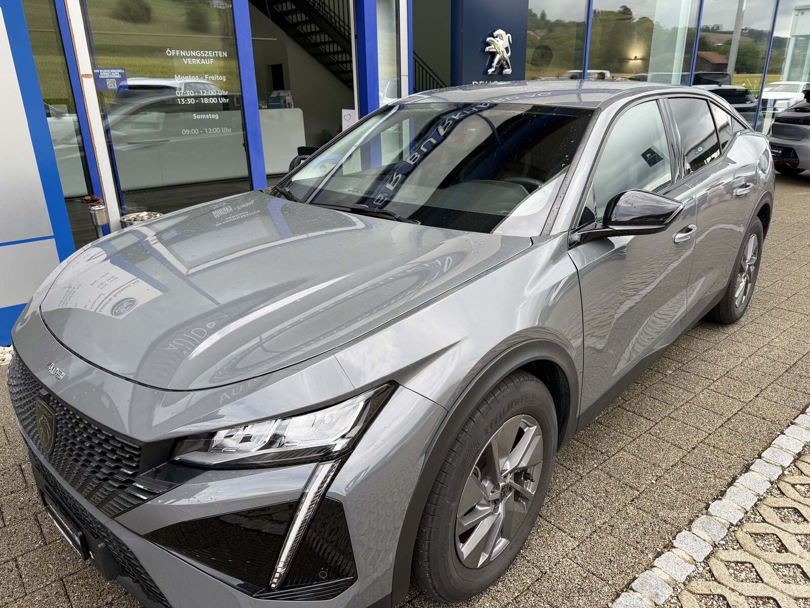 PEUGEOT 408 1.2 Hybrid Allure *5 Jahre Garantie*, Mild-Hybrid Benzin/Elektro, Vorführwagen, Automatik - 2