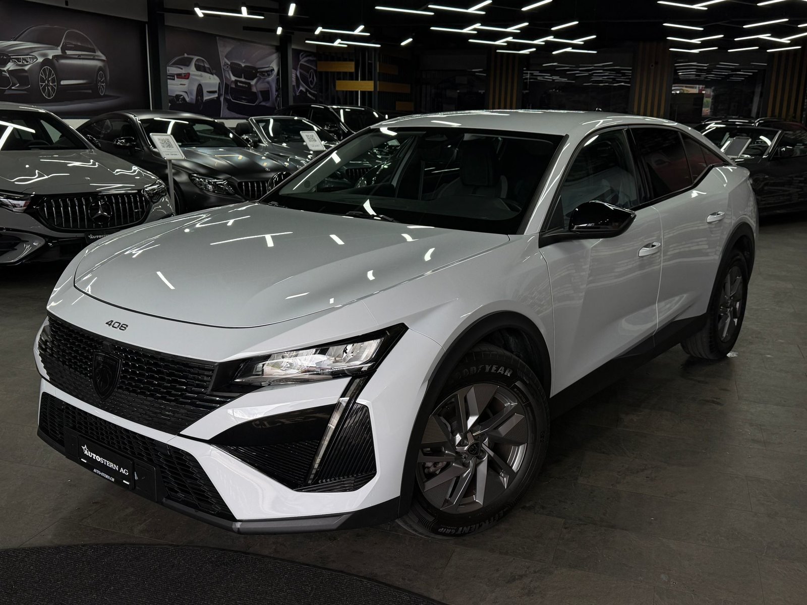 PEUGEOT 408 1.2 HEV 145 Allure