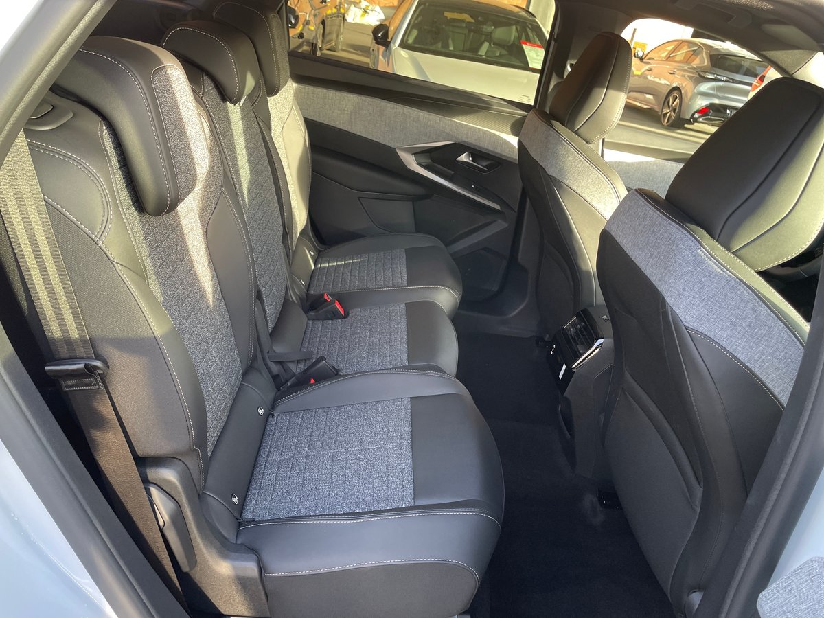 PEUGEOT 5008 145 Hybrid e-DCS6 Allure Premium, Essence, Voiture nouvelle, Automatique - 5