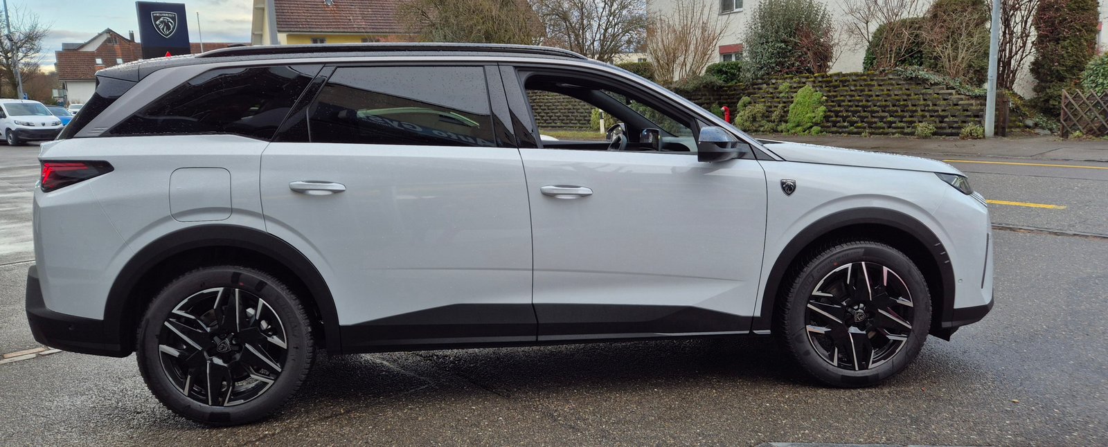 PEUGEOT 5008 210 73kWh GT Exclusive / Helvetia, Elektro, Neuwagen, Automatik - 6