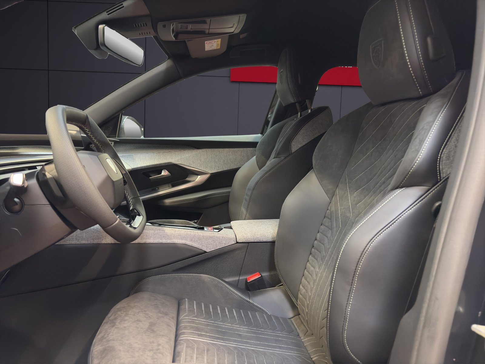PEUGEOT 5008 1.6 PHEV GT, Plug-in-Hybrid Petrol/Electric, New car, Automatic - 5