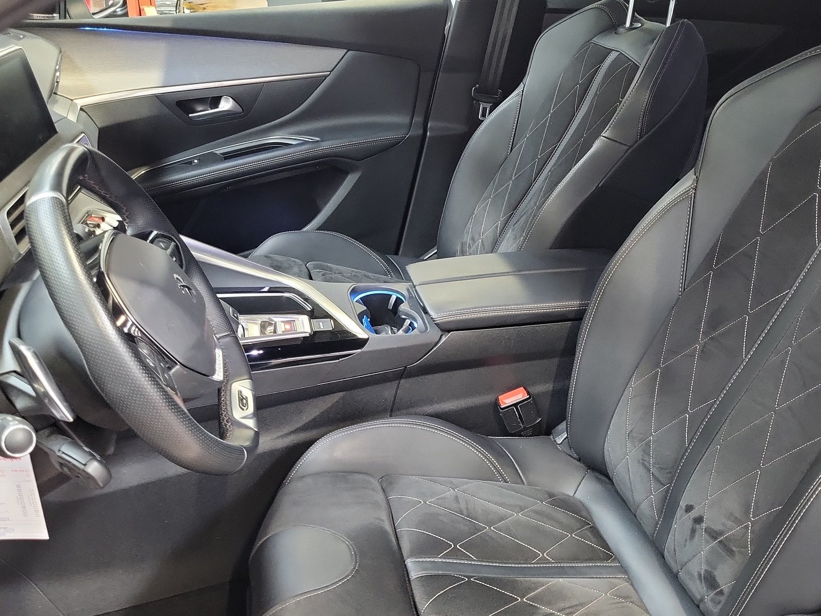 PEUGEOT 5008 2.0 BlueHDi GT, Diesel, Occasion / Utilisé, Automatique - 5