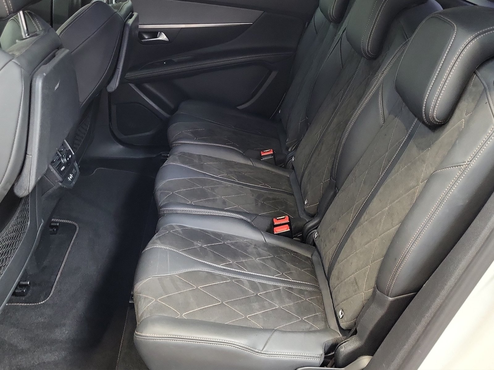 PEUGEOT 5008 2.0 BlueHDi GT, Diesel, Occasion / Utilisé, Automatique - 6