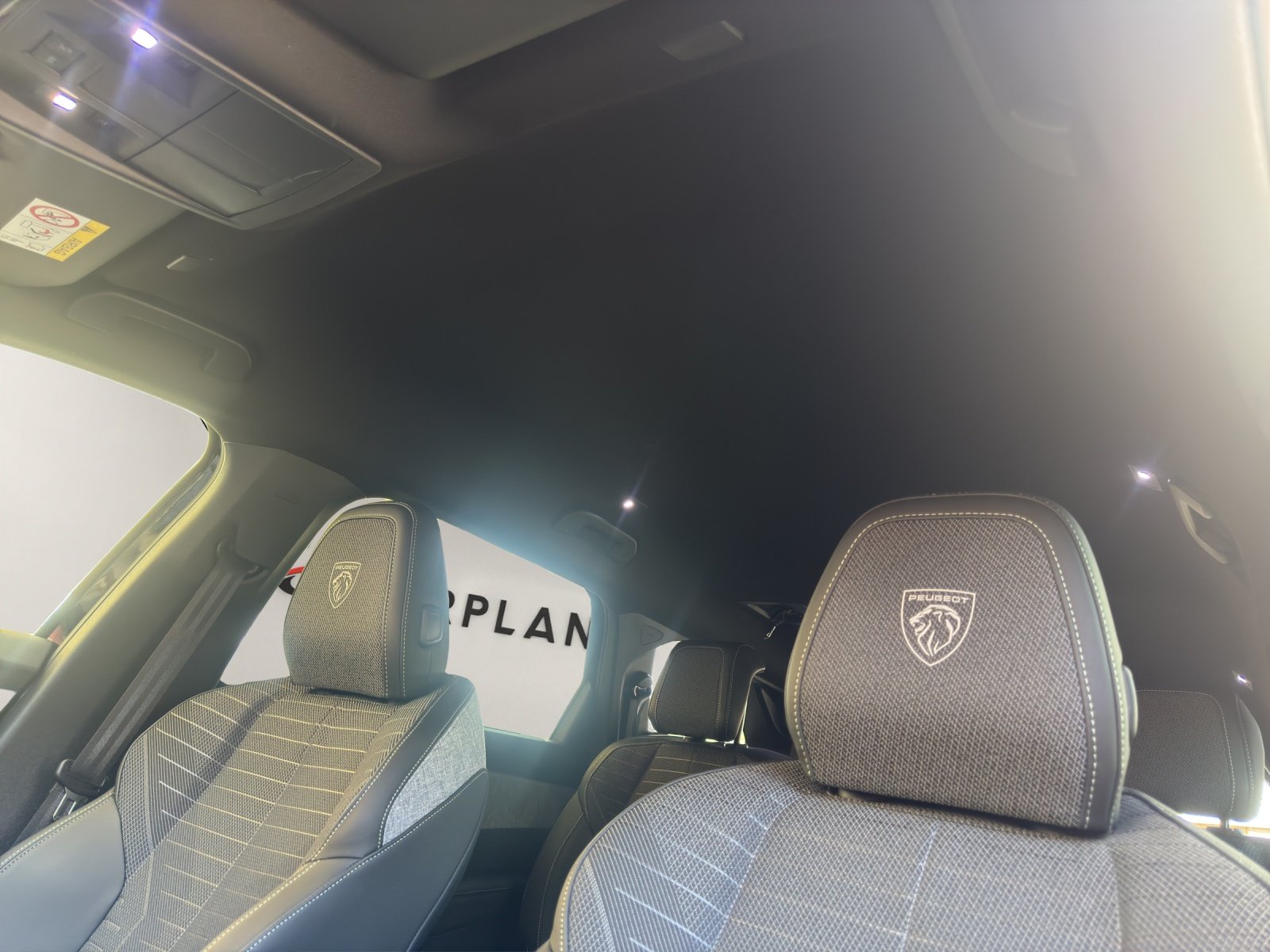 PEUGEOT 5008 1.2 Hybrid GT 145PS 7-Plätzer, Essence, Occasion / Utilisé, Automatique - 7