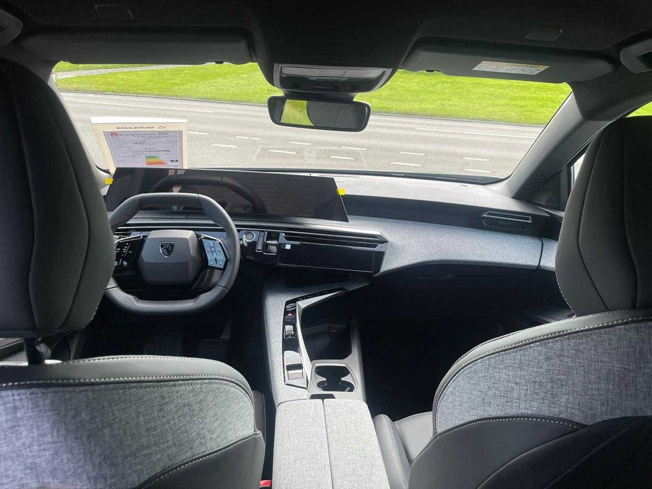 PEUGEOT 5008 1.2 Hybrid Allure Premium, Hybride Léger Essence/Électricité, Voiture nouvelle, Automatique - 6