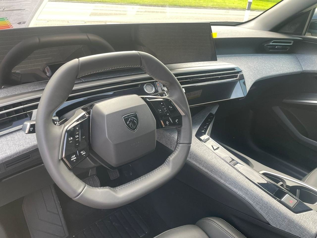 PEUGEOT 5008 1.2 Hybrid Allure Premium, Hybride Léger Essence/Électricité, Voiture nouvelle, Automatique - 7