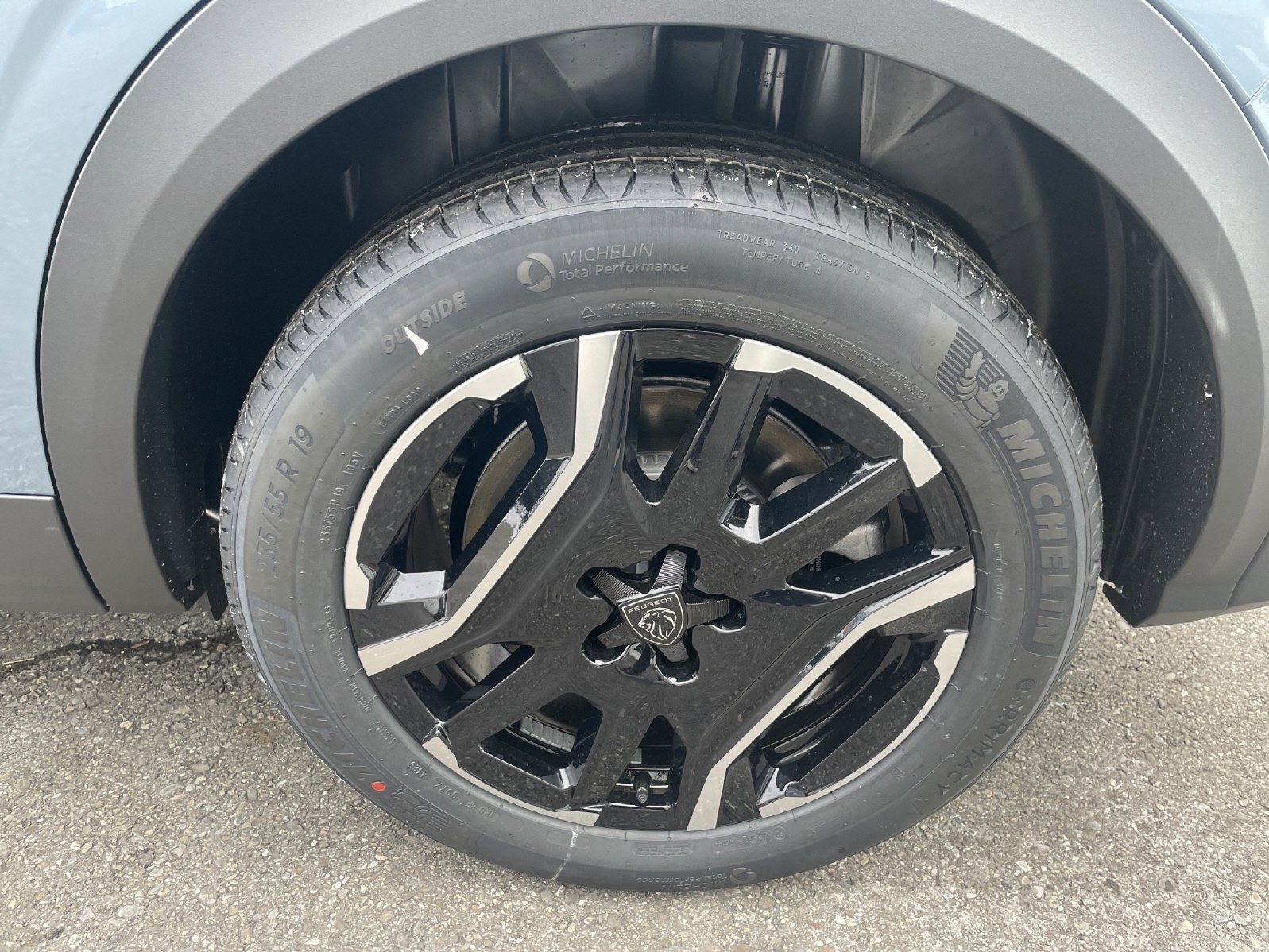 PEUGEOT 5008 1.6 PHEV GT, Plug-in-Hybrid Benzin/Elektro, Neuwagen, Automatik - 6