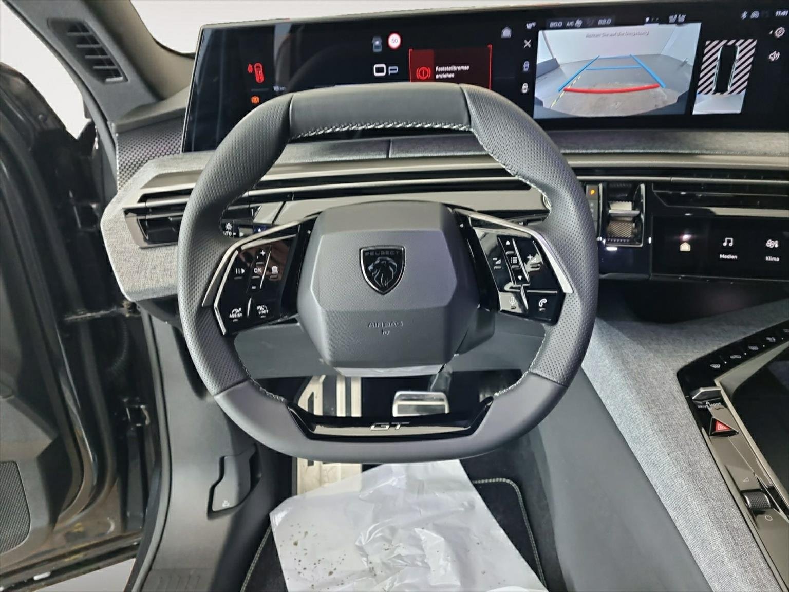PEUGEOT 5008 145 Hybrid GT 7-Plätzer Pano, Mild-Hybrid Petrol/Electric, New car, Automatic - 7