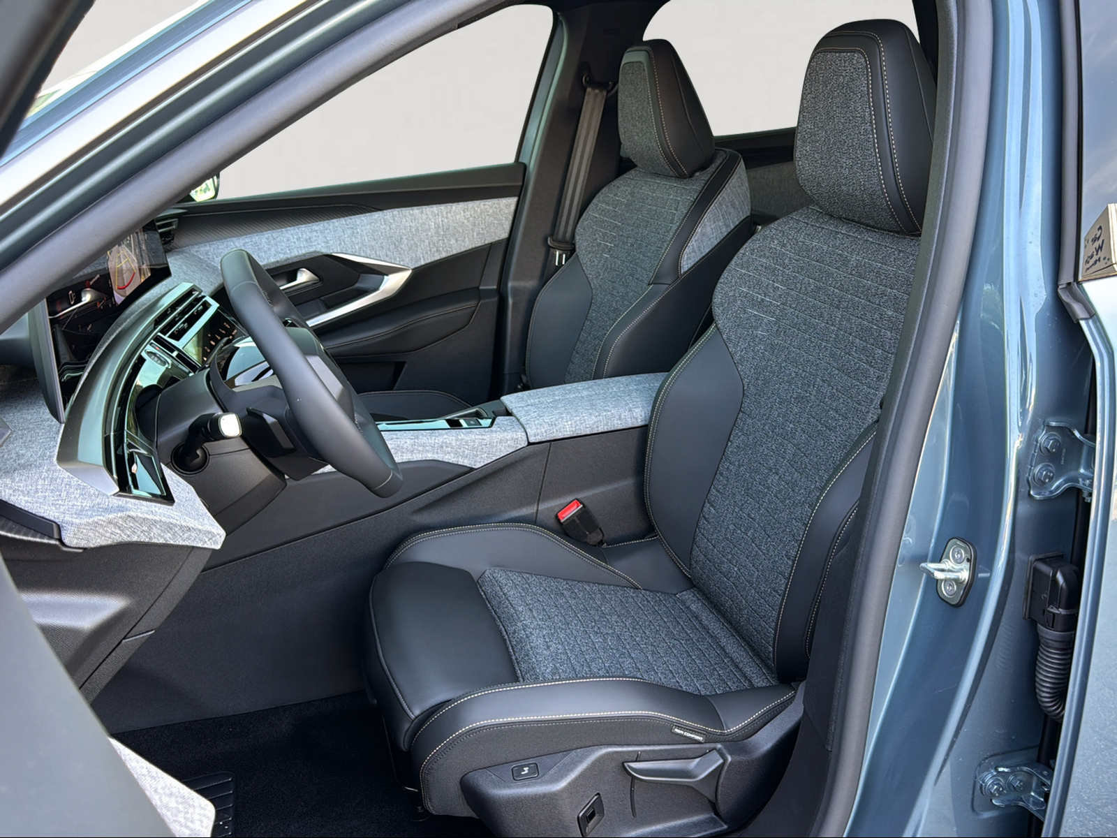 PEUGEOT 5008 145 Hybrid e-DCS6 Allure Premium 8 Jahre Garant, Hybride Leggero Benzina/Elettrica, Auto nuove, Automatico - 4