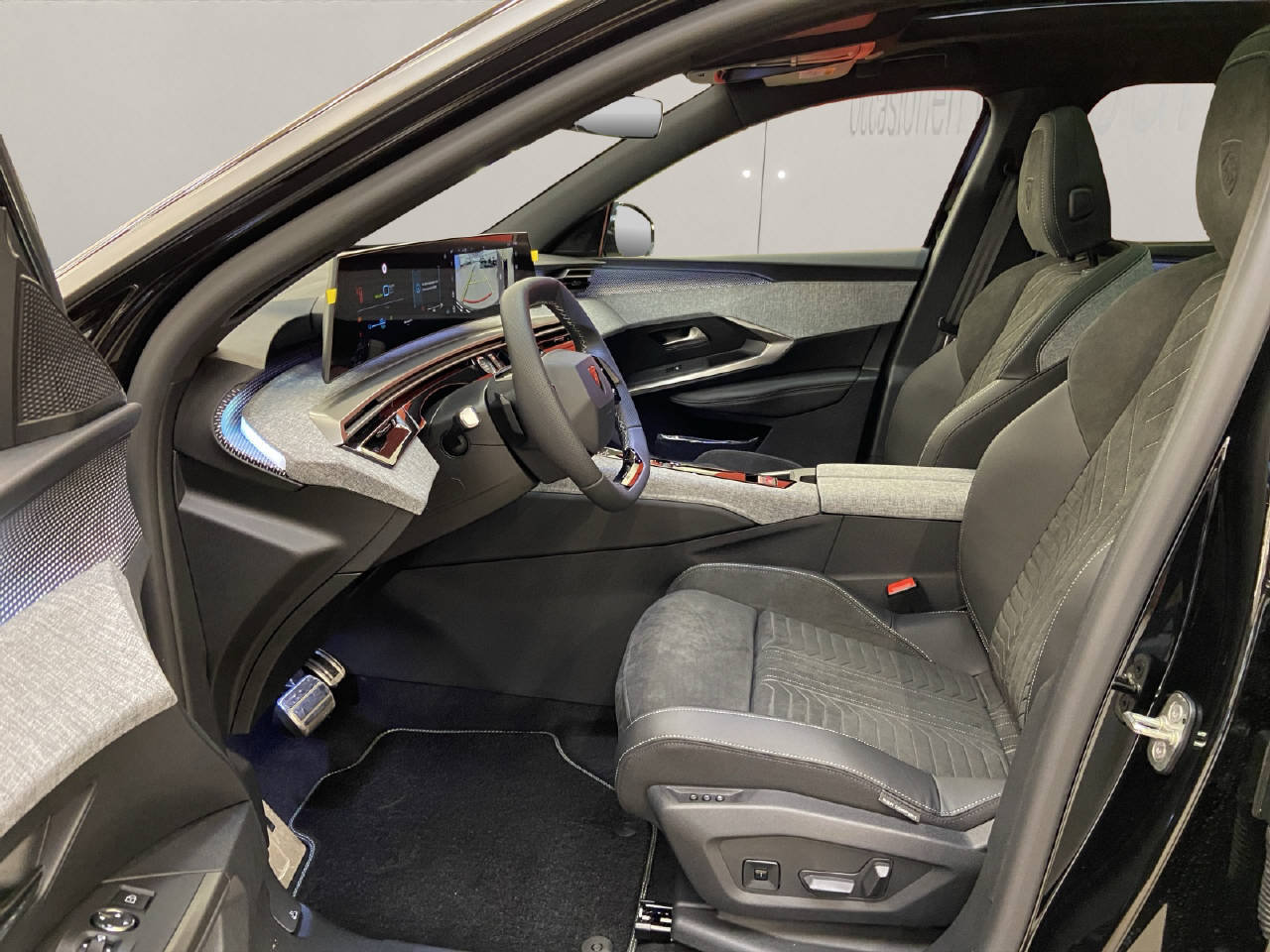 PEUGEOT 5008 1.6 PHEV GT, Plug-in-Hybrid Benzin/Elektro, Neuwagen, Automatik - 5