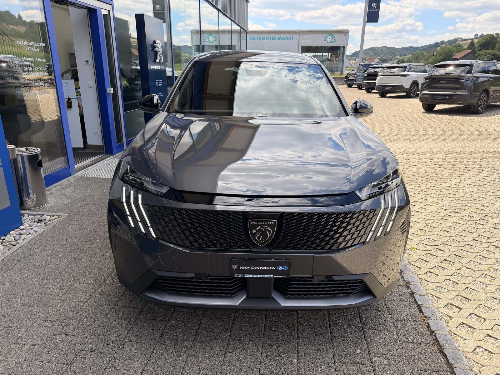 PEUGEOT 5008 e-Allure Premium AWD, Elettrica, Auto nuove, Automatico - 3