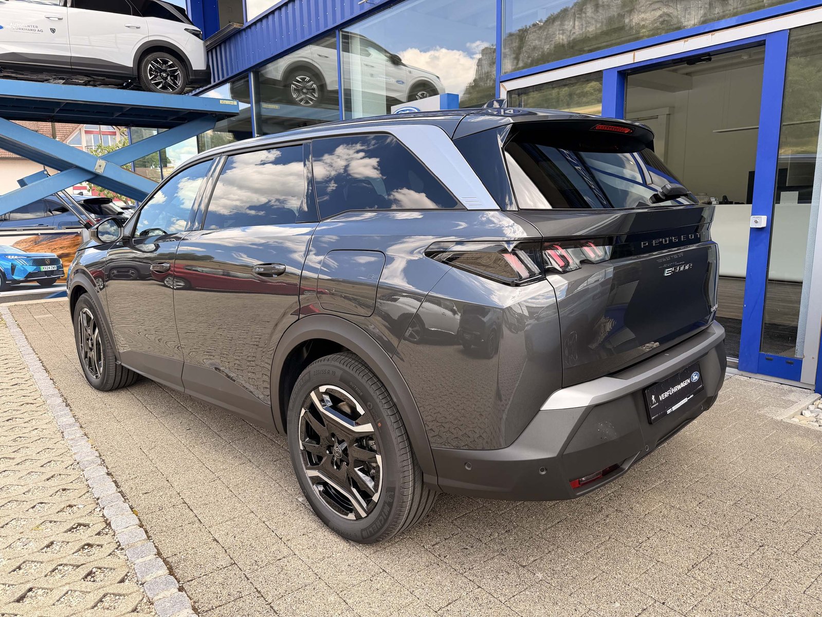 PEUGEOT 5008 e-Allure Premium AWD, Elettrica, Auto nuove, Automatico - 7