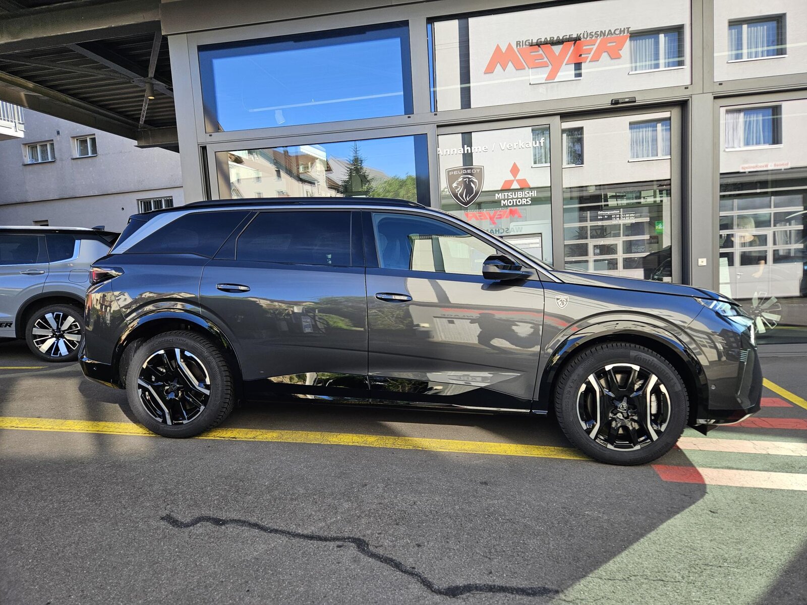 PEUGEOT 5008 e-Launch Edition AWD, Elektro, Neuwagen, Automatik - 2