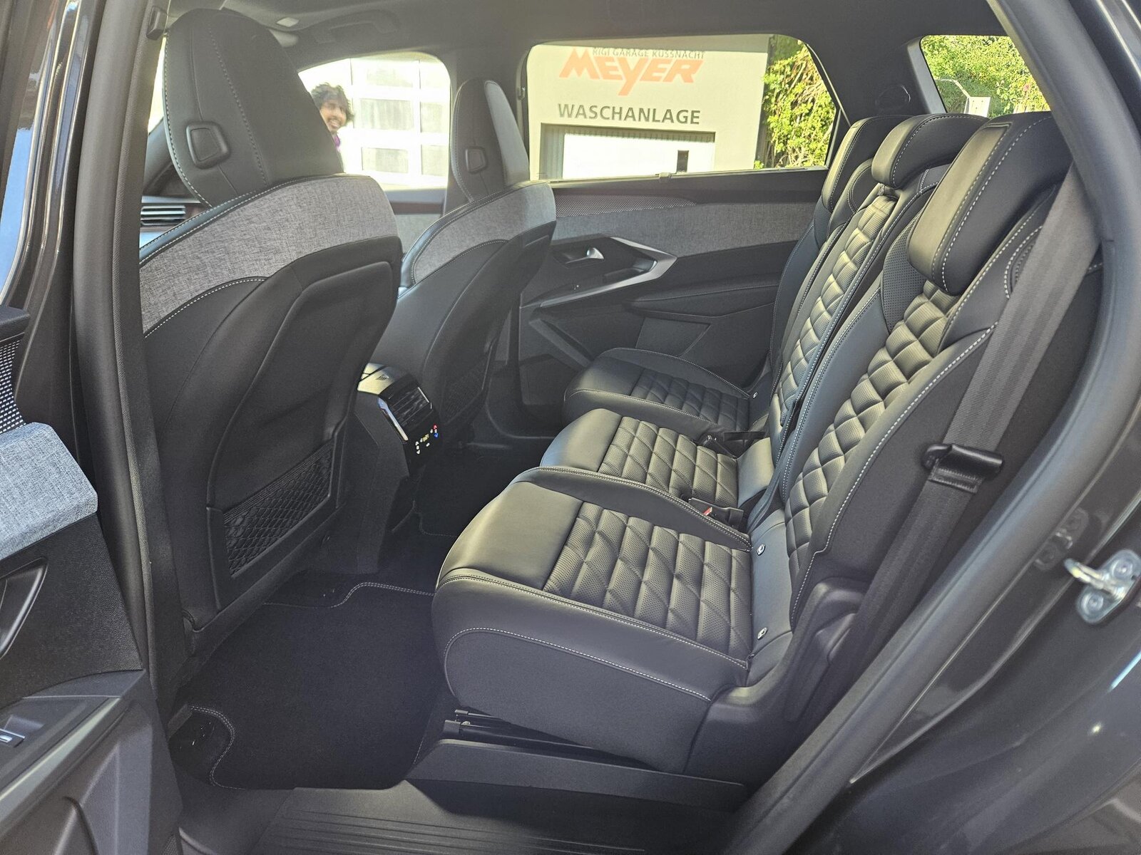 PEUGEOT 5008 e-Launch Edition AWD, Elektro, Neuwagen, Automatik - 7