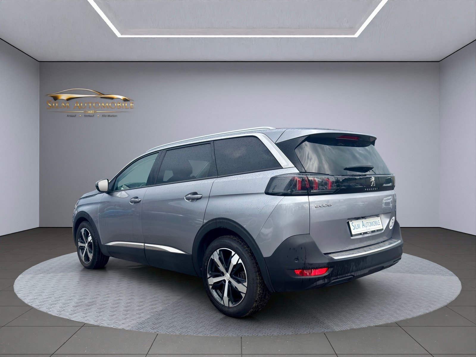 PEUGEOT 5008 1.5 BlueHDi Allure Pack, 7 Plätze, Model 2022, Diesel, Occasion / Utilisé, Automatique - 6