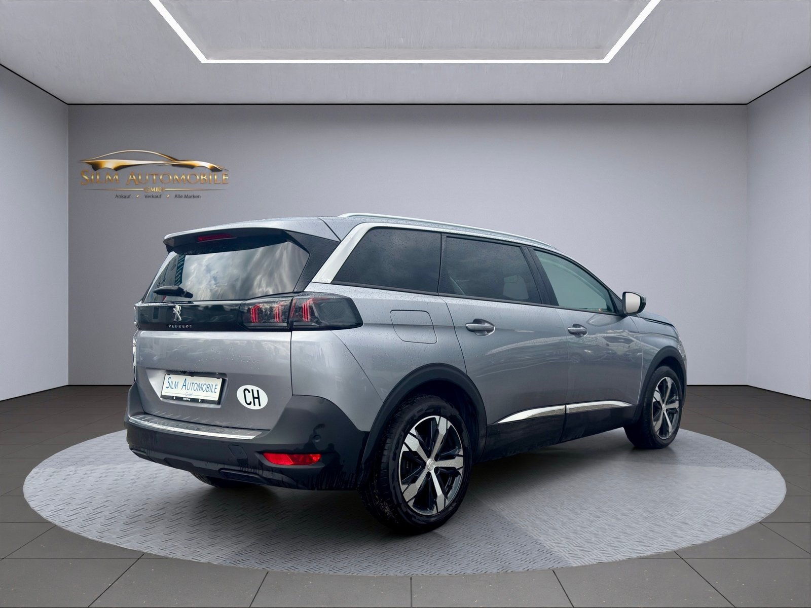 PEUGEOT 5008 1.5 BlueHDi Allure Pack, 7 Plätze, Model 2022, Diesel, Occasion / Utilisé, Automatique - 7