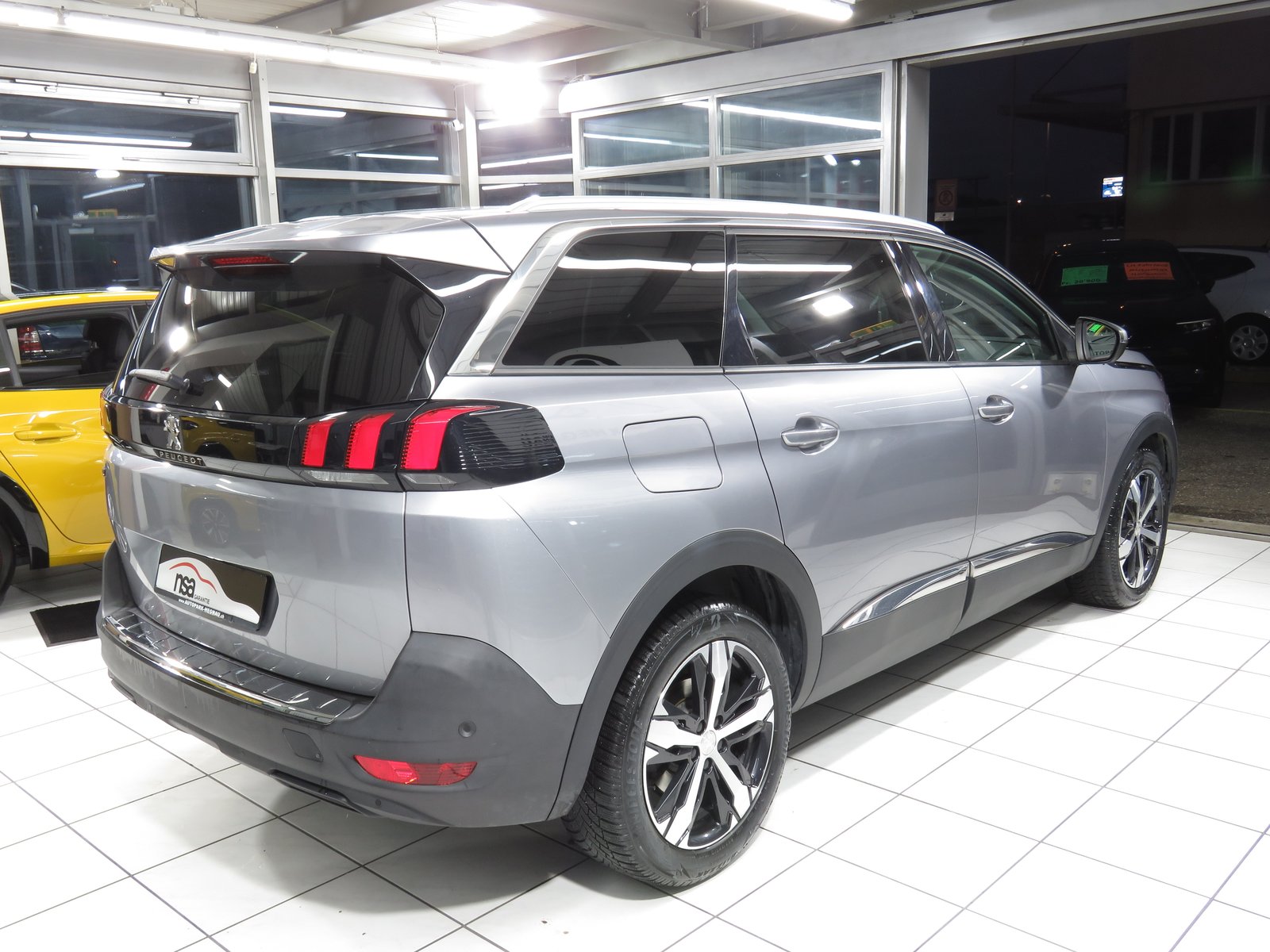 PEUGEOT 5008 1.6 BlueHDi Allure ETA, Diesel, Second hand / Used, Automatic - 4