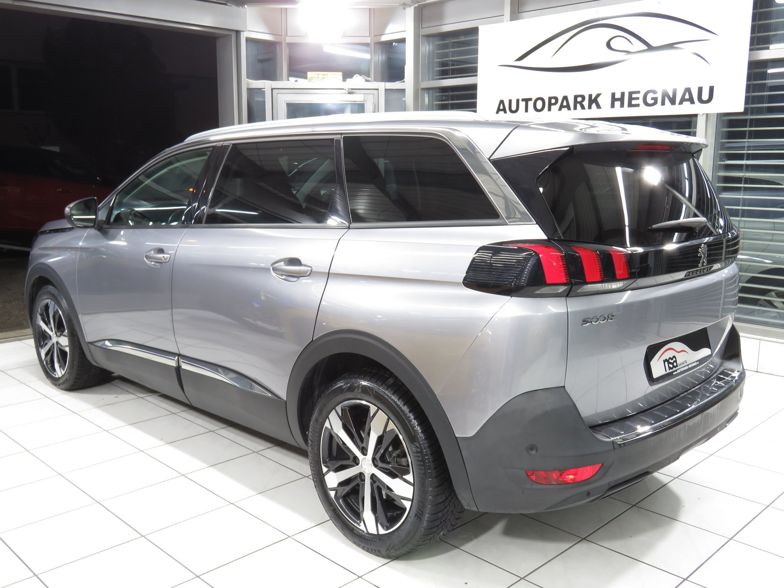 PEUGEOT 5008 1.6 BlueHDi Allure ETA, Diesel, Second hand / Used, Automatic - 6