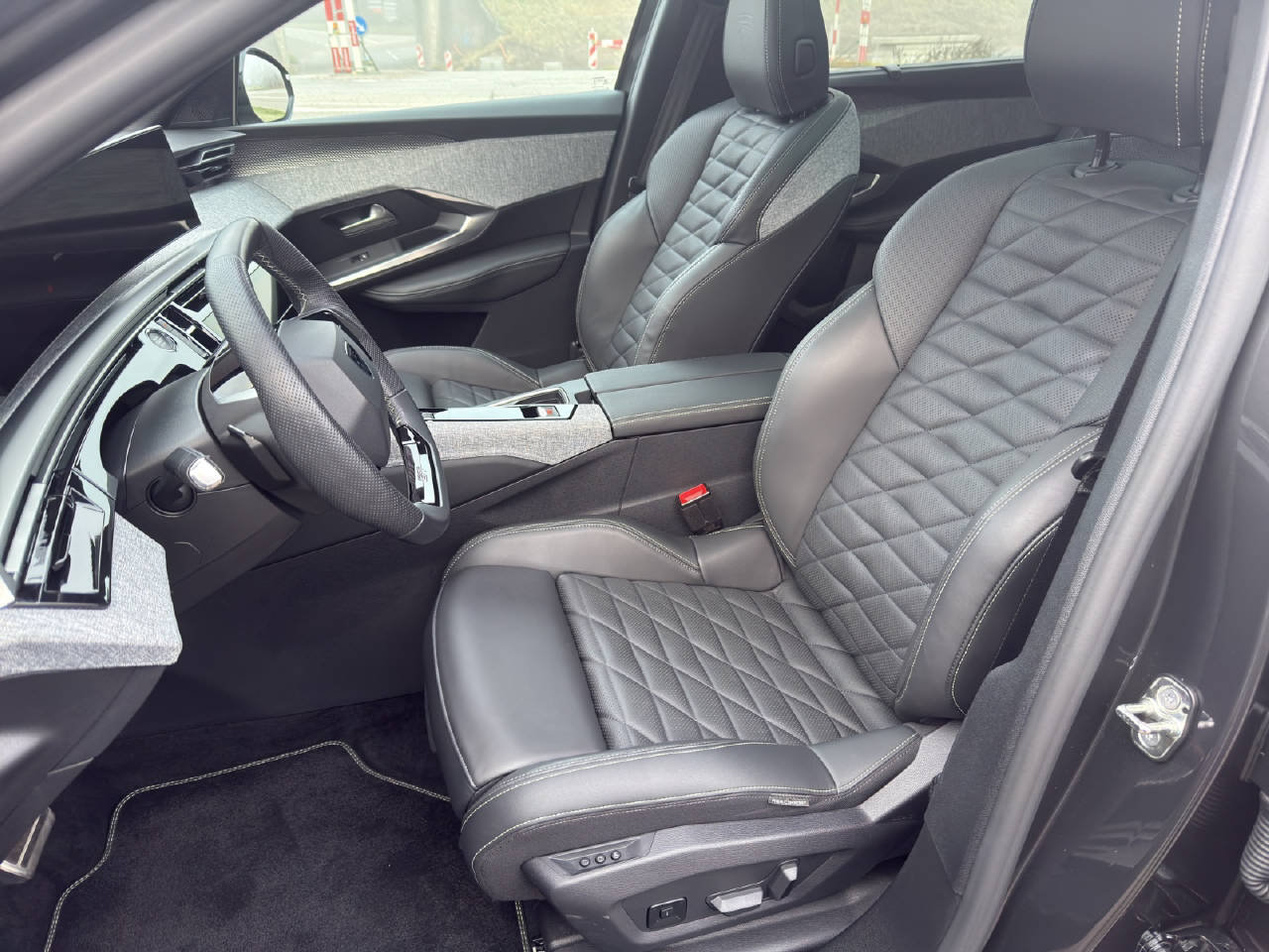 PEUGEOT 5008 e-GT, Elettrica, Occasioni / Usate, Automatico - 6
