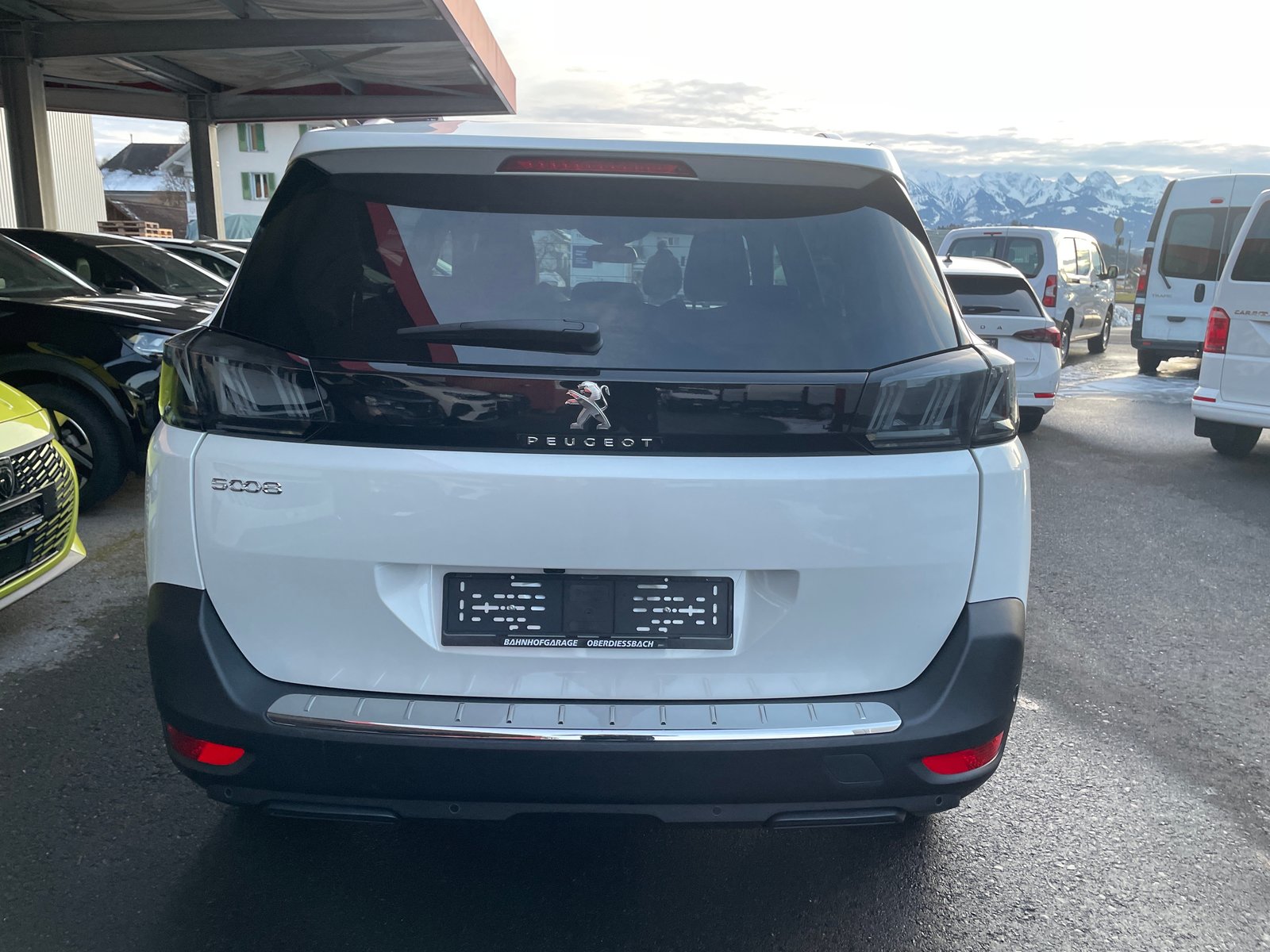 PEUGEOT 5008 1.5 BlueHDi Allure Pack EAT8, Diesel, Occasioni / Usate, Automatico - 3