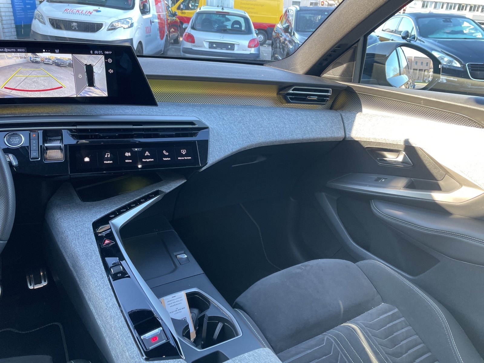 PEUGEOT 5008 NEW 145 e-DCS6 GT, Full-Hybrid Petrol/Electric, Second hand / Used, Automatic - 7