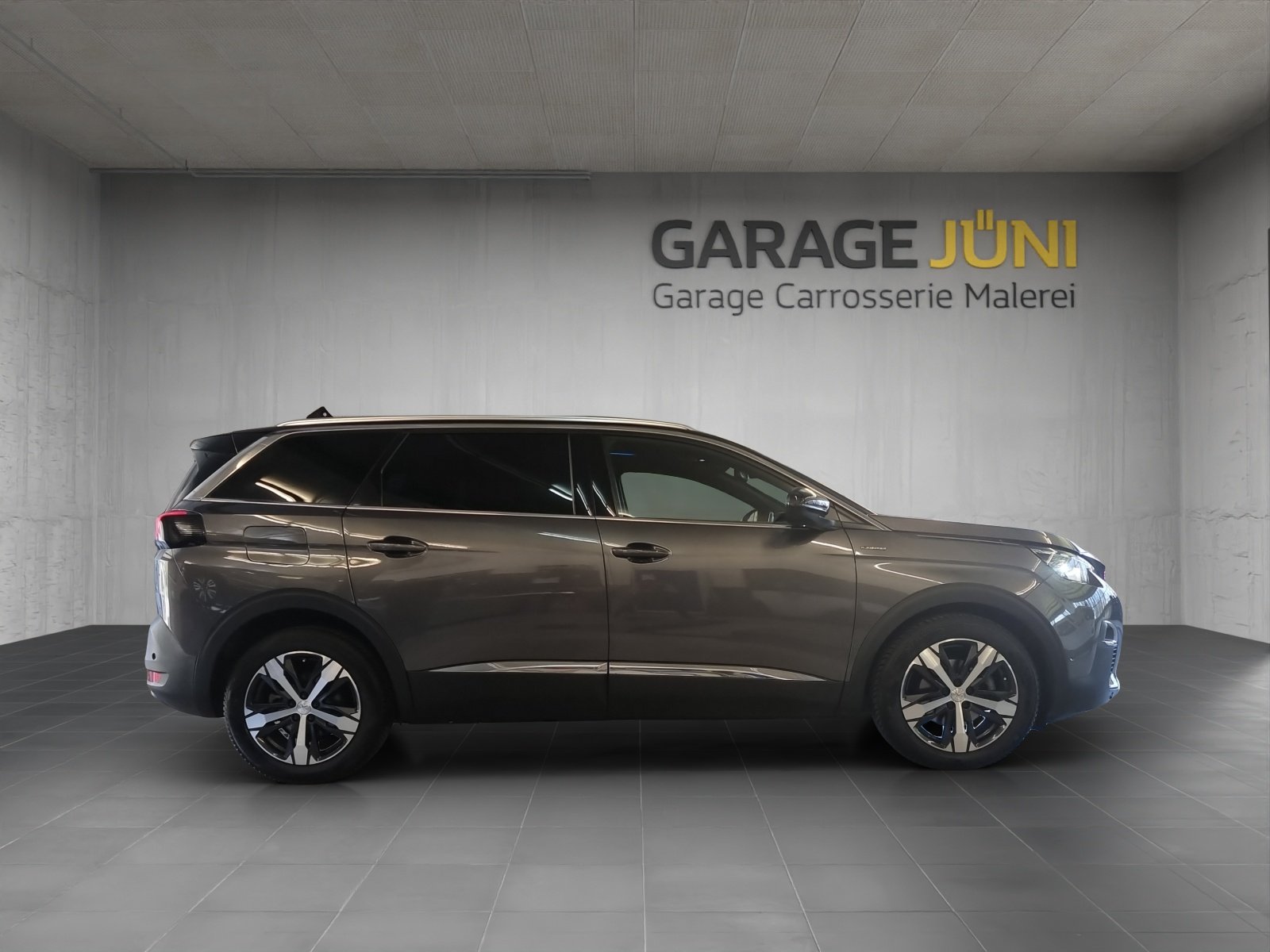 PEUGEOT 5008 1.5 BlueHDi GT Line, 7 Plätze, Diesel, Occasion / Gebraucht, Automatik - 2