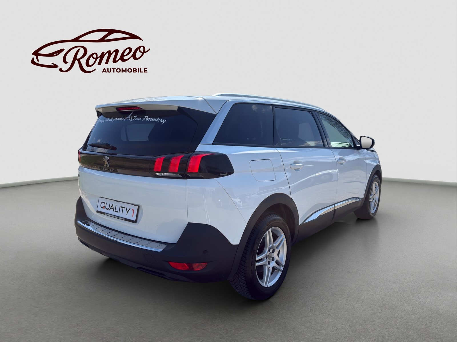 PEUGEOT 5008 1.2 Pure Tech Allure ** Frisch ab MFK ** 7-Plä, Petrol, Second hand / Used, Manual - 3