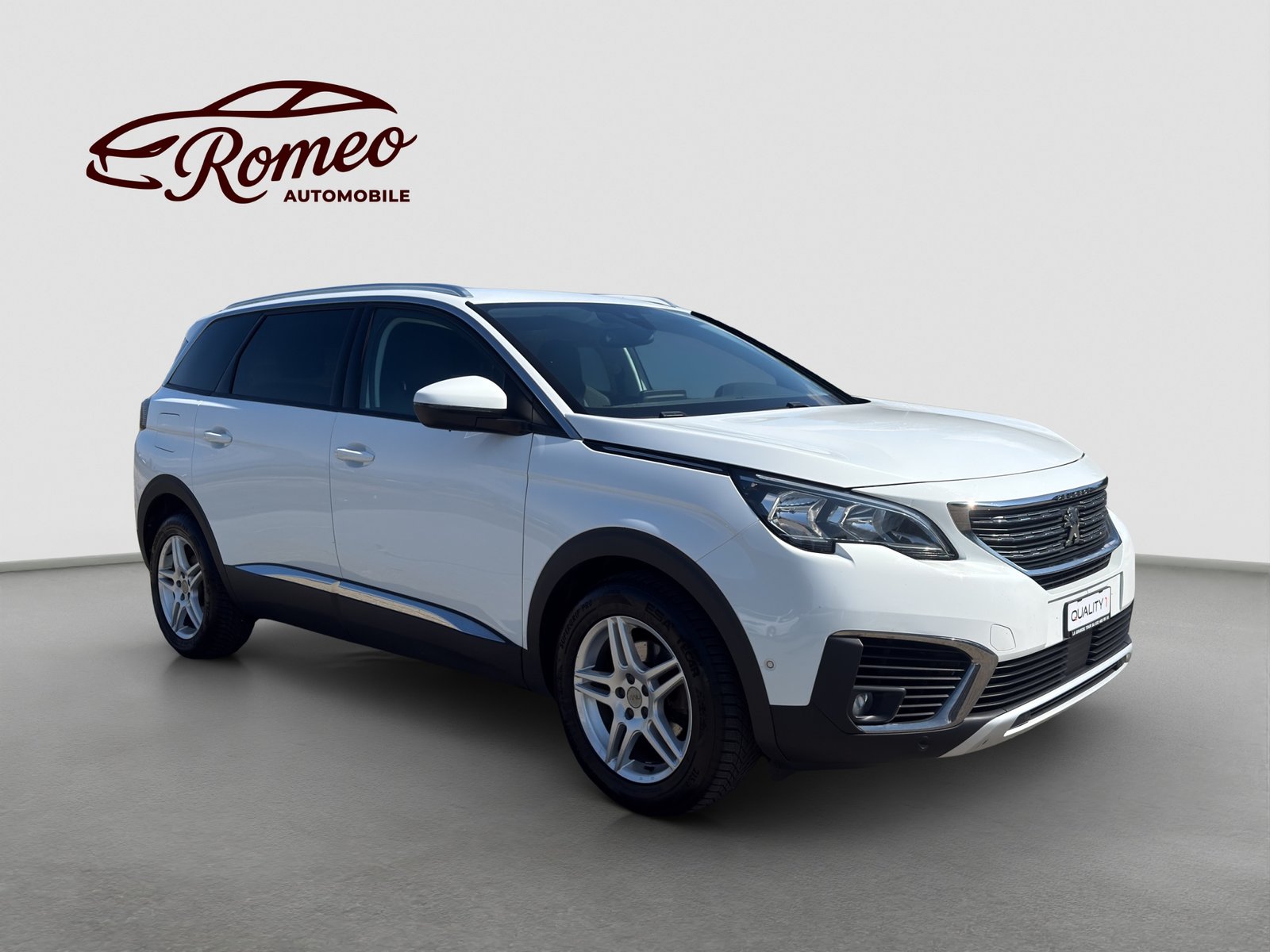 PEUGEOT 5008 1.2 Pure Tech Allure ** Frisch ab MFK ** 7-Plä, Petrol, Second hand / Used, Manual - 4