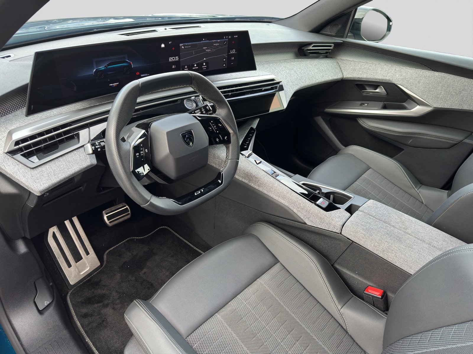 PEUGEOT 5008 145 Hybrid GT 7Pl. Bi Color, Hybride Léger Essence/Électricité, Occasion / Utilisé, Automatique - 7