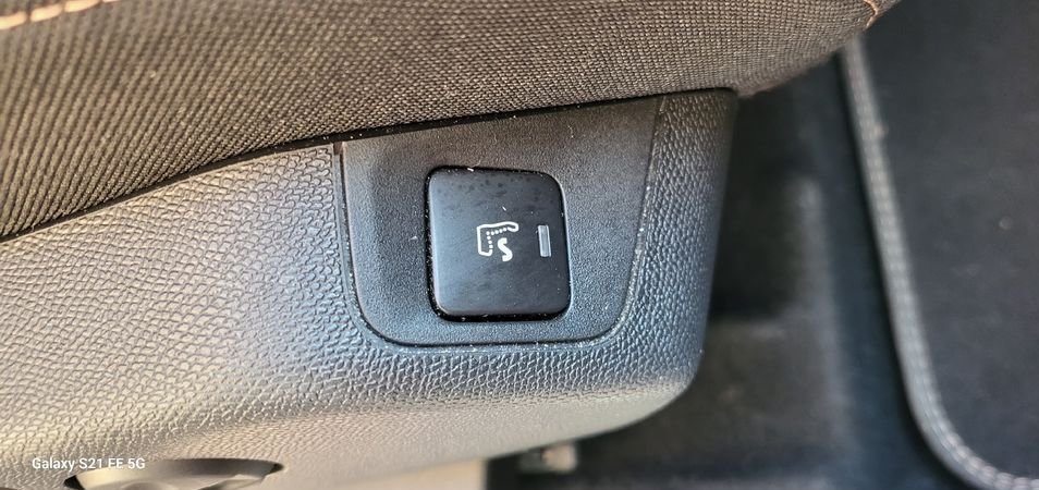 PEUGEOT 5008 1.5 BlueHDi GT Line, Diesel, Second hand / Used, Automatic - 5