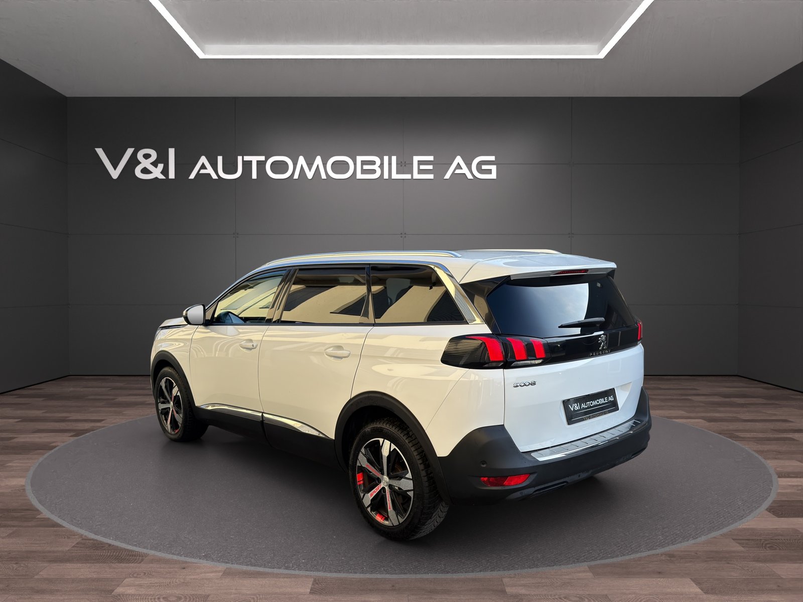 PEUGEOT 5008 1.2 Pure Tech Allure EAT8, Benzin, Occasion / Gebraucht, Automatik - 4